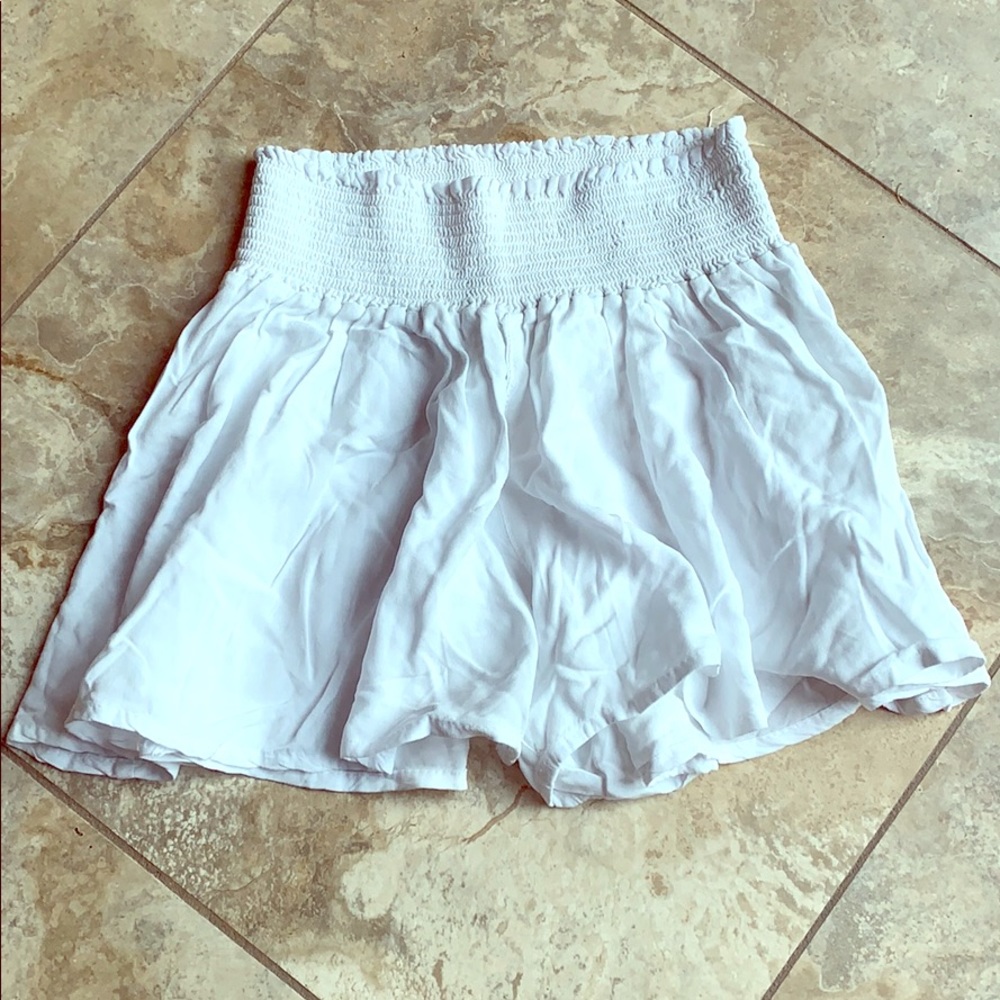 Brandy Melville flowy summer shorts